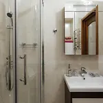 Arcadia Vip-apartments In Golfstream *