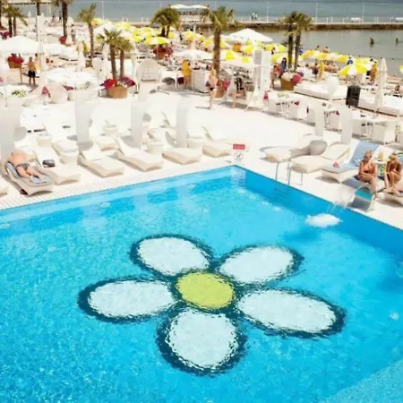 Apartment Arcadia Vip-apartments In Golfstream *